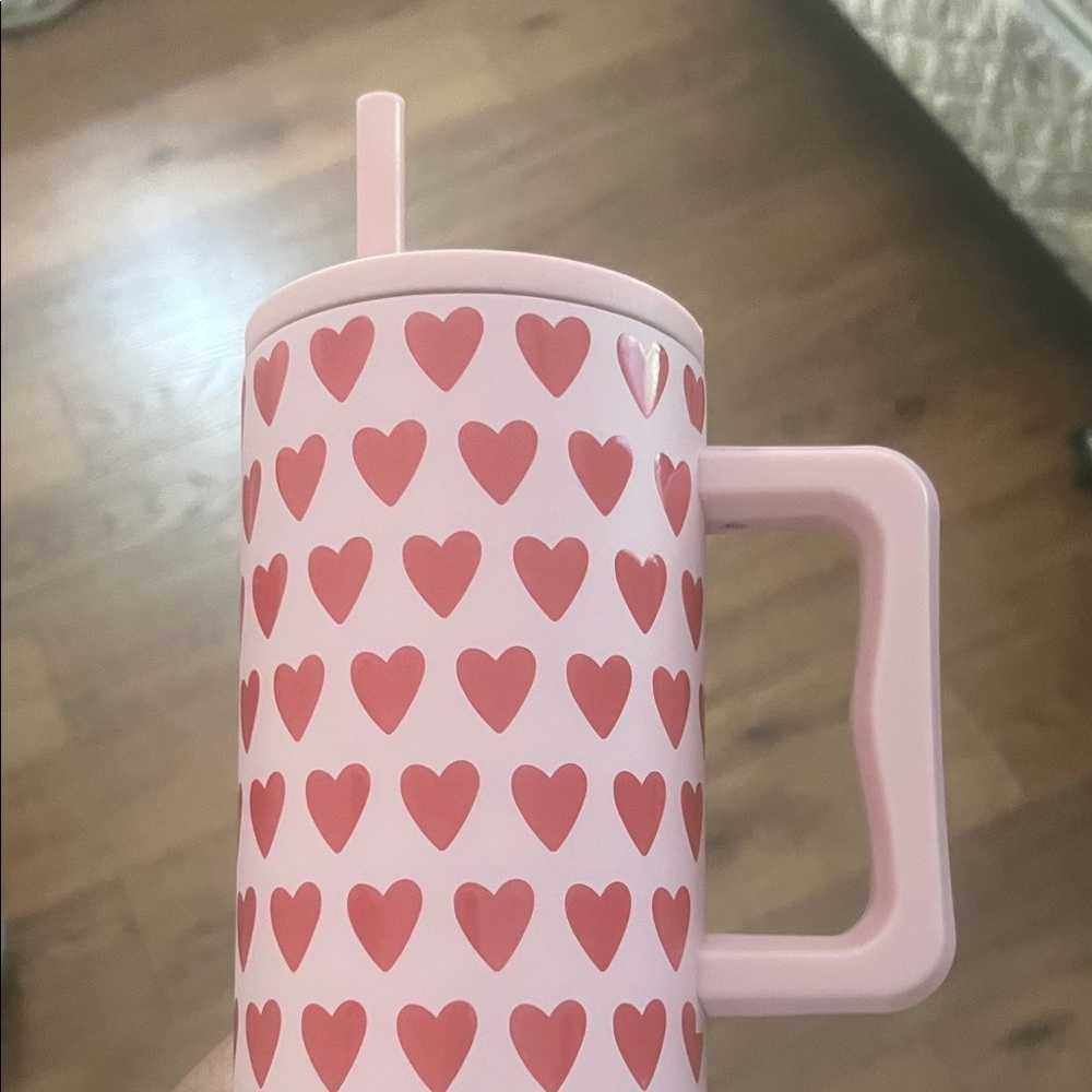 Simple Moder Pink Heart Patterned cup - Picture 3 of 8